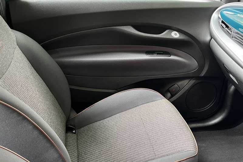 Fiat 500 42Kwh Icon Black #30