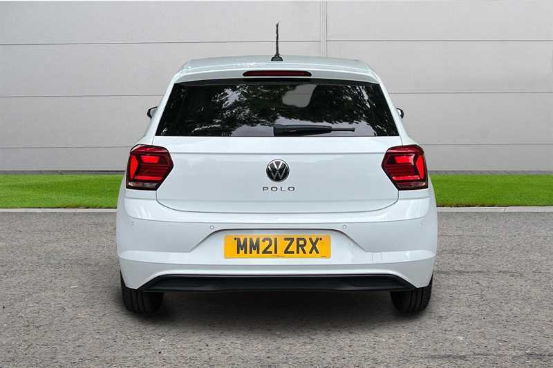 Volkswagen Polo 1.0 Tsi 95 Active White #4