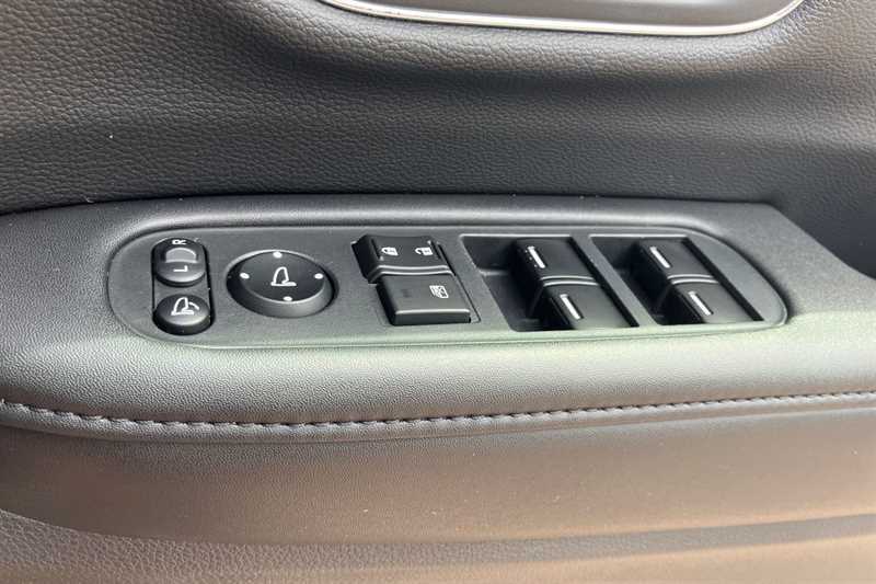 Honda Hr-V Hr-v Se I-vtec Red #18