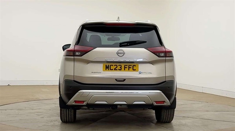 Nissan X-Trail Acenta Premium White #7