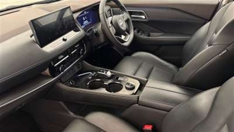 Nissan X-Trail 1.5 E-power E-4orce 213 Tekna 7 Seat Silver #2