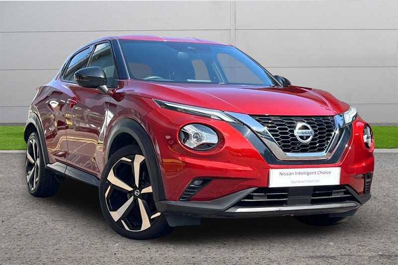 Nissan Juke 1.0 Dig-t 114 Tekna Red