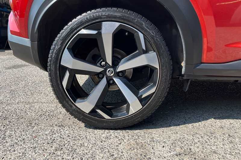 Nissan Juke 1.0 Dig-t 114 Tekna Red #6
