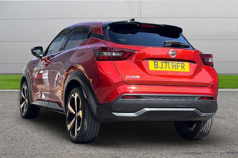 Nissan Juke 1.0 Dig-t 114 Tekna Red #2
