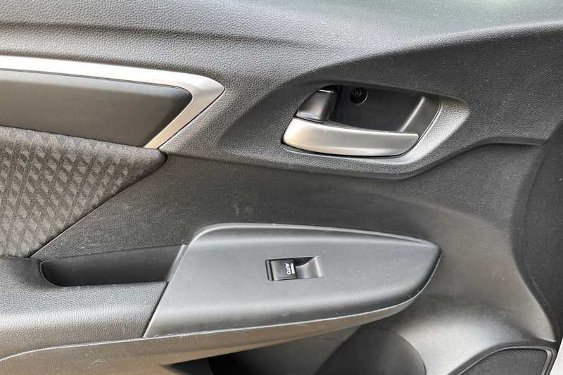 Honda Jazz Jazz Ex Navi I-vtec Grey #34