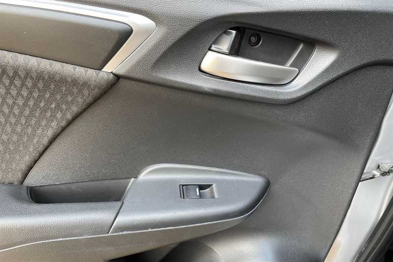 Honda Jazz Jazz Ex Navi I-vtec Grey #40