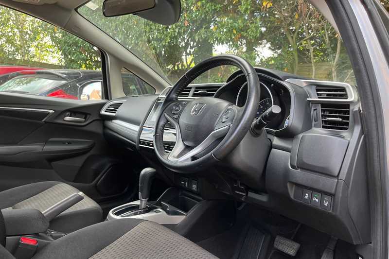 Honda Jazz Jazz Ex Navi I-vtec Grey #29