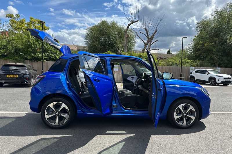 Suzuki Swift 1.2 Mild Hybrid Ultra Cvt Hatchback Blue #26