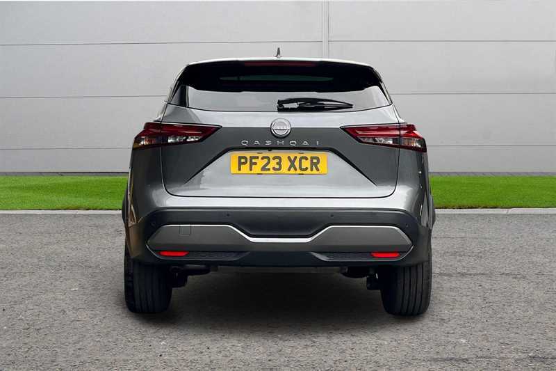 Nissan Qashqai 1.3 Dig-t Mh 158 N-connecta Xtronic Grey #4
