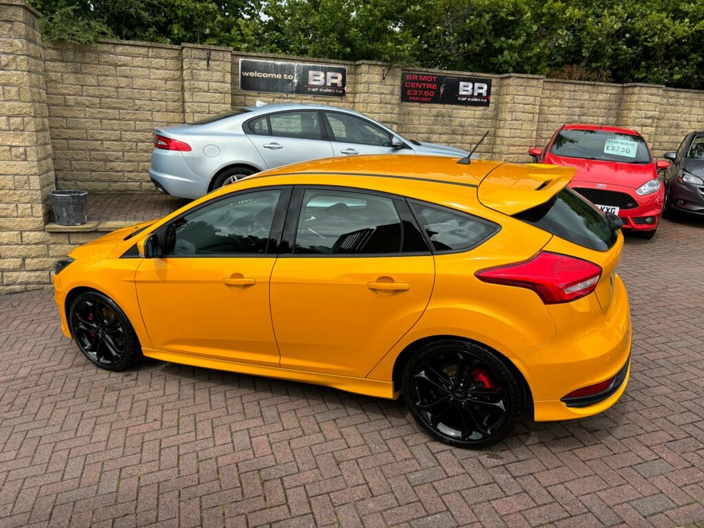 Ford Focus 2.0T Ecoboost St-3 Euro 6 Ss Yellow #2