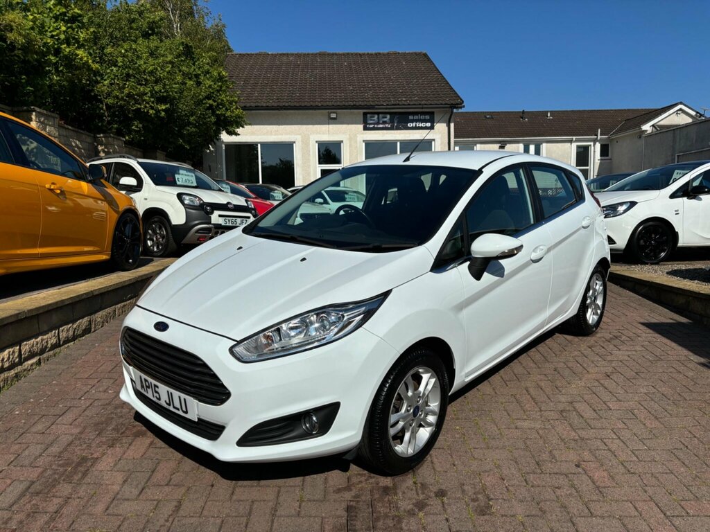 Ford Fiesta 1.25 Zetec Euro 6 AP15JLU White
