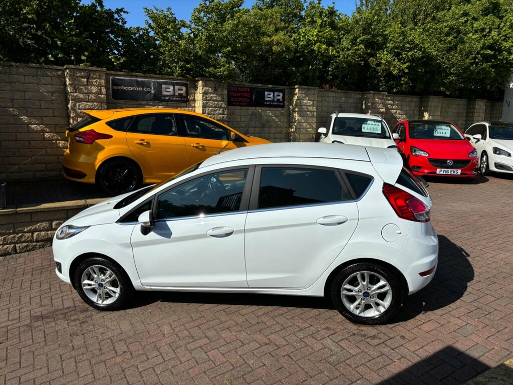Ford Fiesta 1.25 Zetec Euro 6 AP15JLU White #5