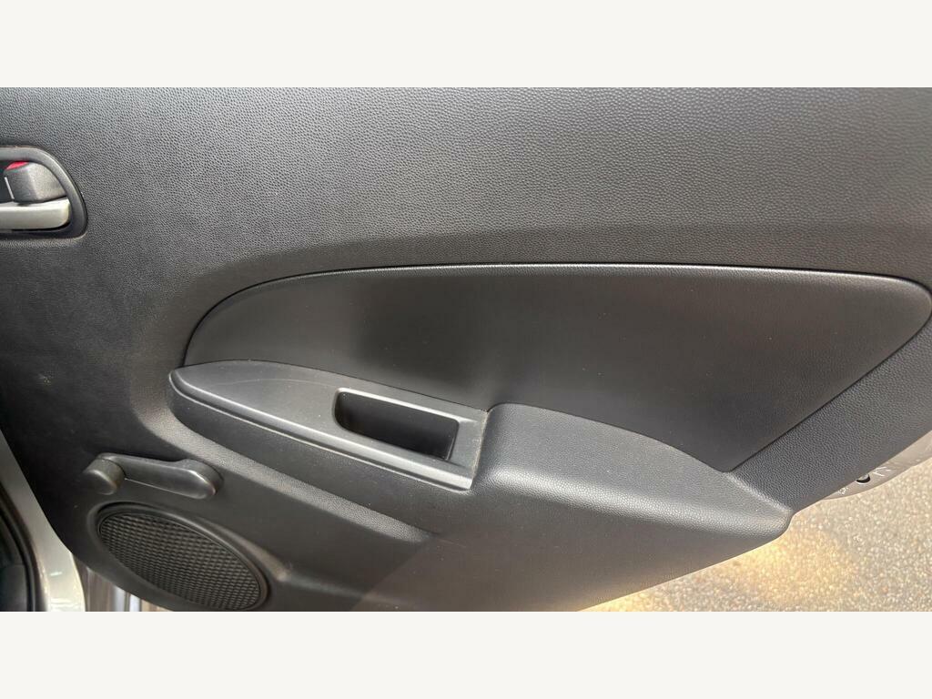 Mazda 2 1.3 Sport Venture Edition Silver #16