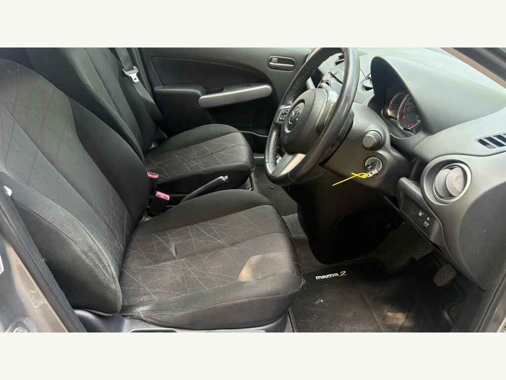 Mazda 2 1.3 Sport Venture Edition Silver #11