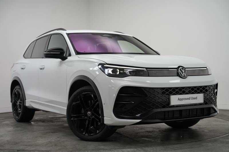 Volkswagen Tiguan Tsi 204 4Motion Dsg Black Edition - 2025 25 White
