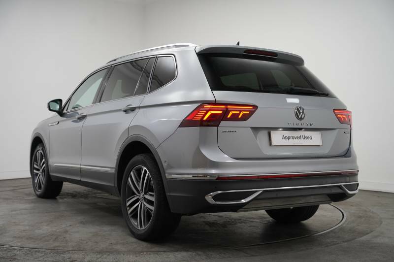 Volkswagen Tiguan Allspace Tdi 4Motion Dsg Elegance - 2022 72 DE72YZV Silver #3