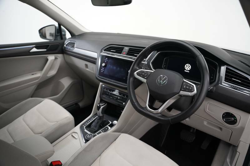 Volkswagen Tiguan Allspace Tdi 4Motion Dsg Elegance - 2022 72 DE72YZV Silver #6