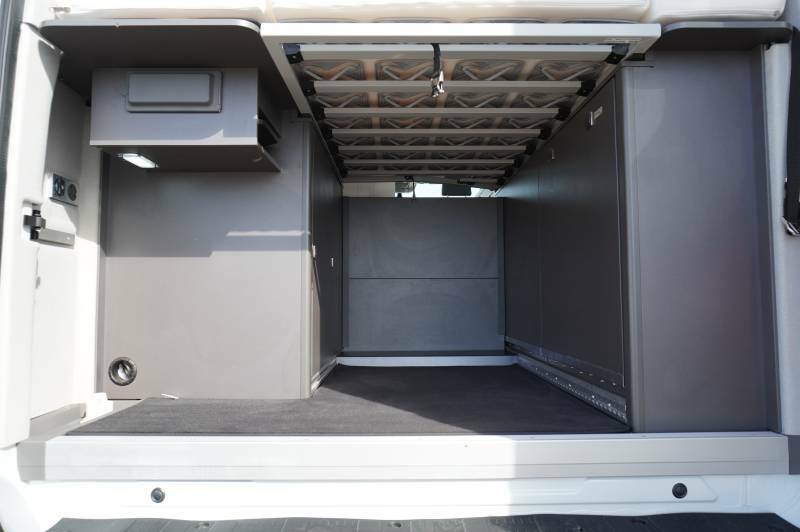 Volkswagen Grand California 2.0 Tdi 600 Tip 3.5T Grey #25