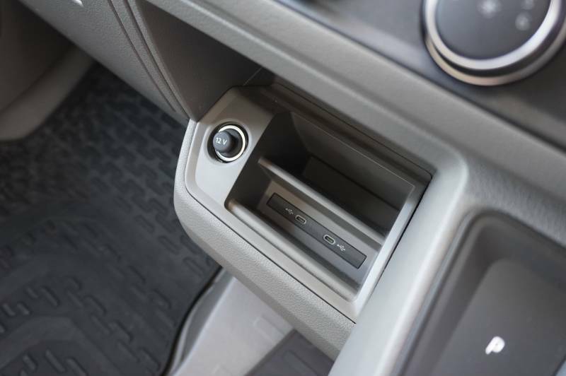 Volkswagen Grand California 2.0 Tdi 600 Tip 3.5T Grey #46