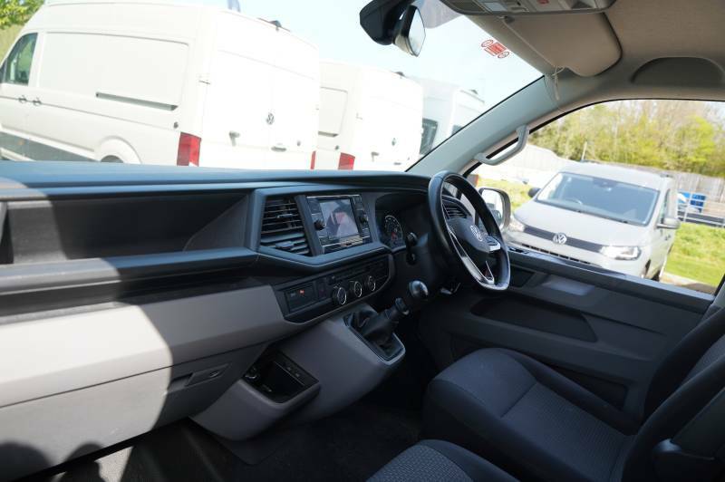 Volkswagen Transporter T28 Tdi 110 Van Highline Swb White #2