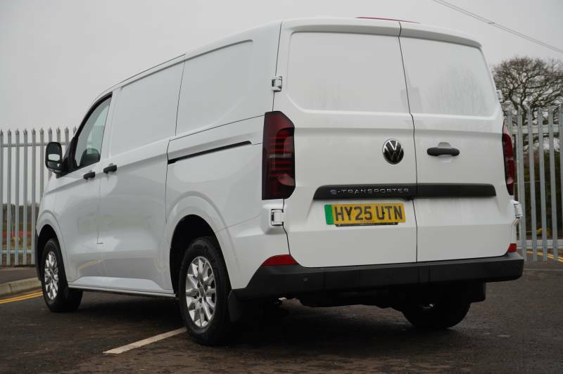 Volkswagen E-Transporter T32 65Kwh Van Commerce Plus Swb White #3