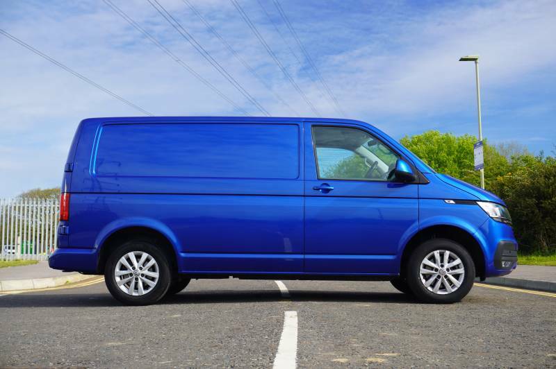 Volkswagen Transporter T30 Tdi 150 Van Dsg Highline Swb Blue #4