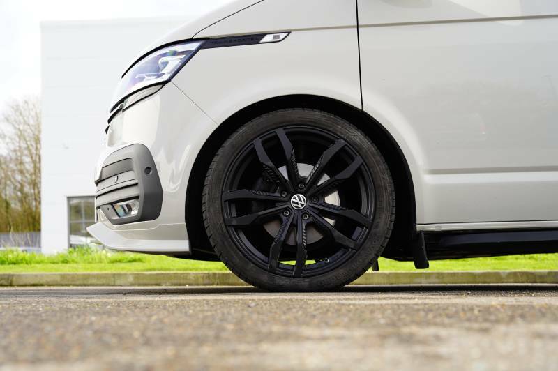 Volkswagen Transporter T30 Tdi 150 Kombi Van Dsg Highline Swb Grey #5