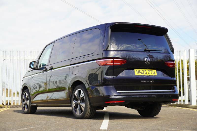 Volkswagen Multivan Tdi Lwb Dsg Style Black #3