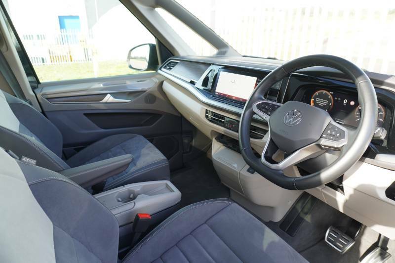 Volkswagen Multivan Tdi Lwb Dsg Style Black #6