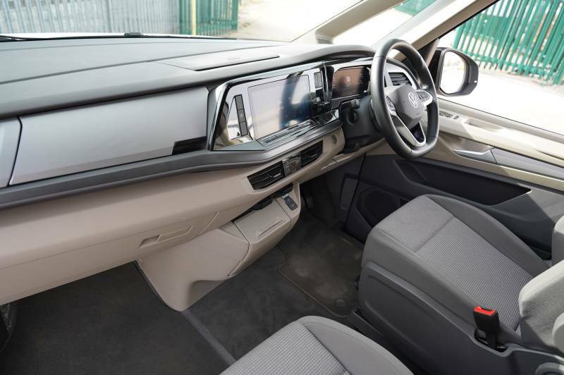 Volkswagen California Tdi Dsg 150 Ps Beach Camper White #2