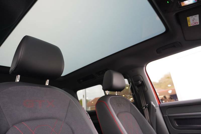 Volkswagen 1.5 Etsi R-line Dsg7 7 Seat White #33