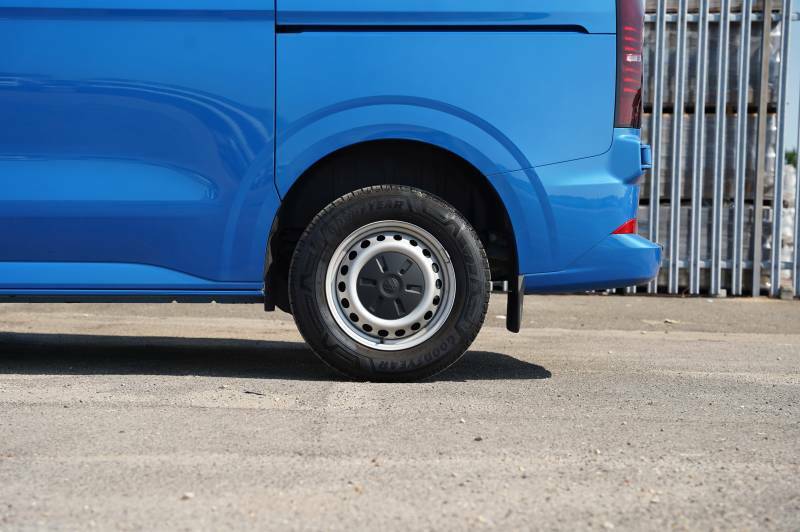 Volkswagen E-Transporter E 110 37.3Kwh Advance Lwb Silver #27