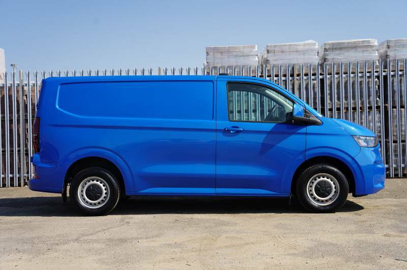 Volkswagen E-Transporter T32 65Kwh Van Commerce Plus Swb - 75 Blue #4