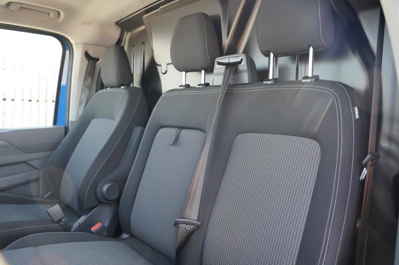Volkswagen E-Transporter E 110 37.3Kwh Advance Lwb Silver #24