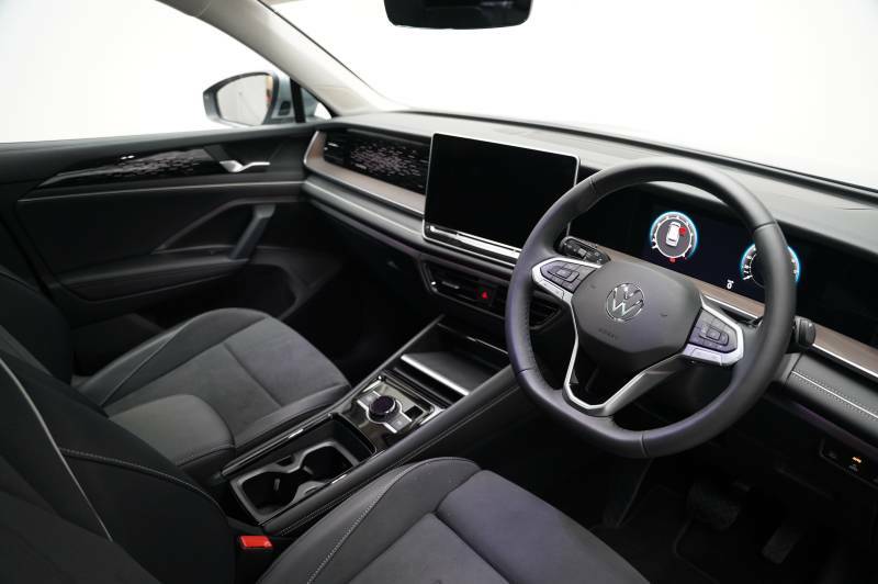 Volkswagen Tayron Tayron Elegance 1.5 Etsi 150 Ps 7-Speed Dsg Silver #6