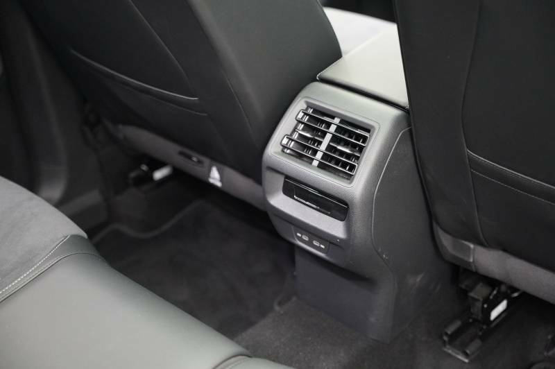 Volkswagen Tayron 1.5 Tsi Ehybrid 272 R-line Dsg6 Green #26
