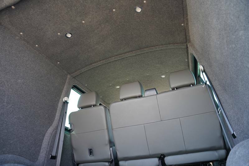 Volkswagen Transporter 2.0 Tdi Bmt 150 Highline Kombi Van Dsg Grey #15