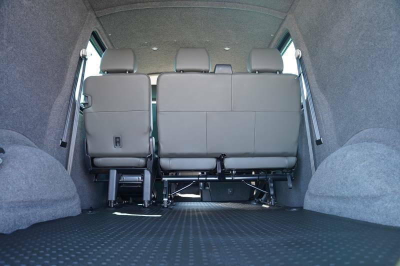 Volkswagen Transporter 2.0 Tdi Bmt 150 Highline Kombi Van Dsg Grey #14