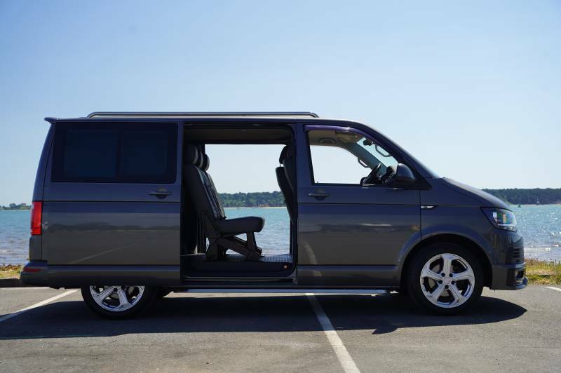 Volkswagen Transporter 2.0 Tdi Bmt 150 Highline Kombi Van Dsg Grey #40
