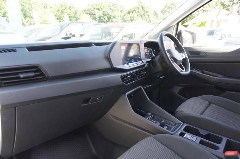 Volkswagen Caddy C20 Tdi 122Ps Van Dsg Tech Pack Commerce Plus Swb MF75EYD White #2