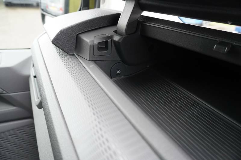 Volkswagen Transporter T32 Kombi Highline Lwb 150 Ps 2.0 Tdi Dsg - Nav Grey #43