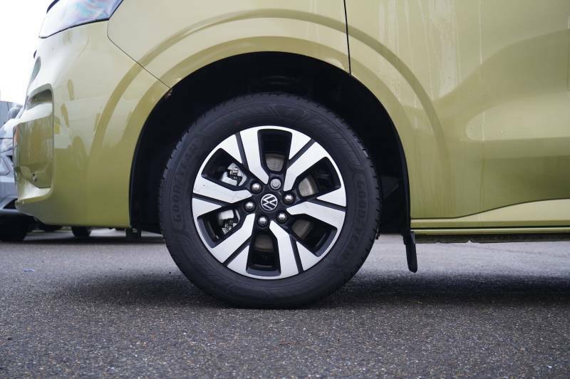 Volkswagen Transporter T32 Tdi 150 Van Commerce Plus Lwb Green #5