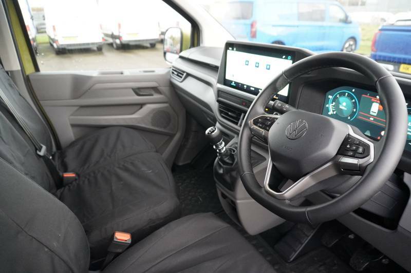 Volkswagen Transporter T32 Tdi 150 Van Commerce Plus Lwb Green #6