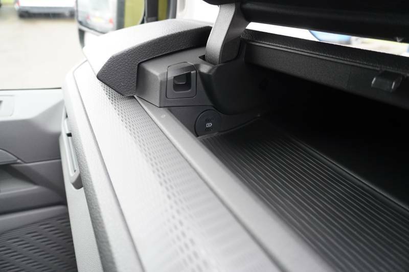 Volkswagen Transporter T32 Kombi Highline Lwb 150 Ps 2.0 Tdi Dsg - Nav Grey #44