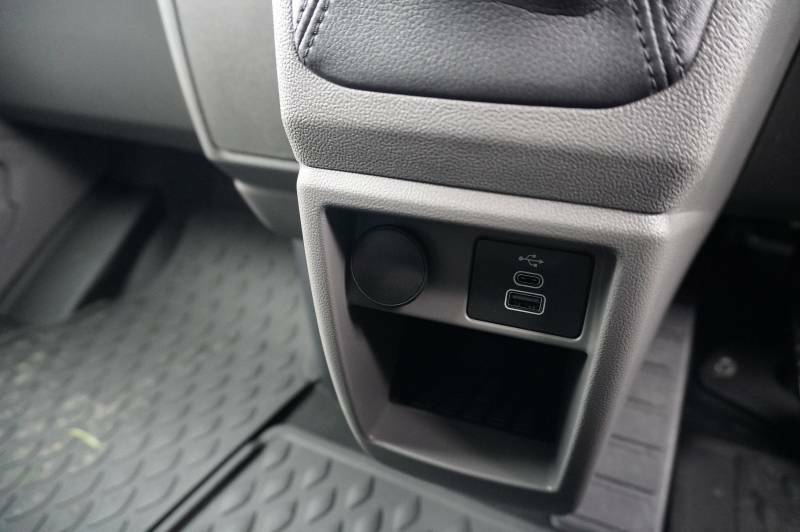 Volkswagen Transporter T32 Kombi Highline Lwb 150 Ps 2.0 Tdi Dsg - Nav Grey #38