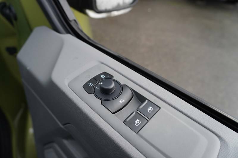 Volkswagen Transporter T32 Kombi Highline Lwb 150 Ps 2.0 Tdi Dsg - Nav Grey #34