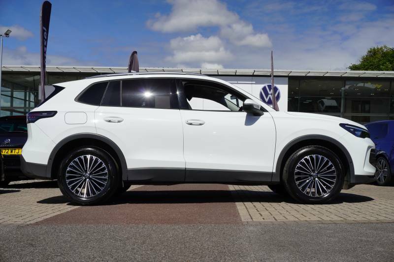 Volkswagen Tiguan Etsi 150 Dsg Match White #4