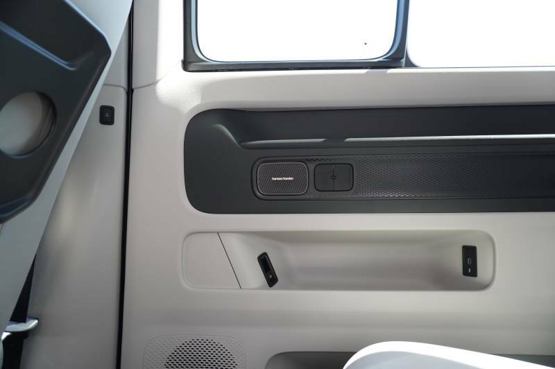Volkswagen ID.Buzz Style White #11