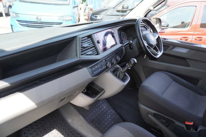 Volkswagen Transporter T32 Tdi 150 Kombi Van Highline Swb Black #2