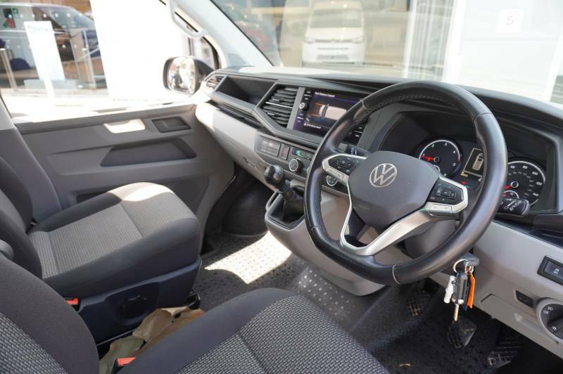 Volkswagen Transporter T32 Tdi 150 Kombi Van Highline Swb Black #6